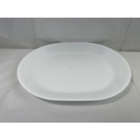 Corelle Other - Corelle by Corning Plain White Oval Serving Platter 12"X10"